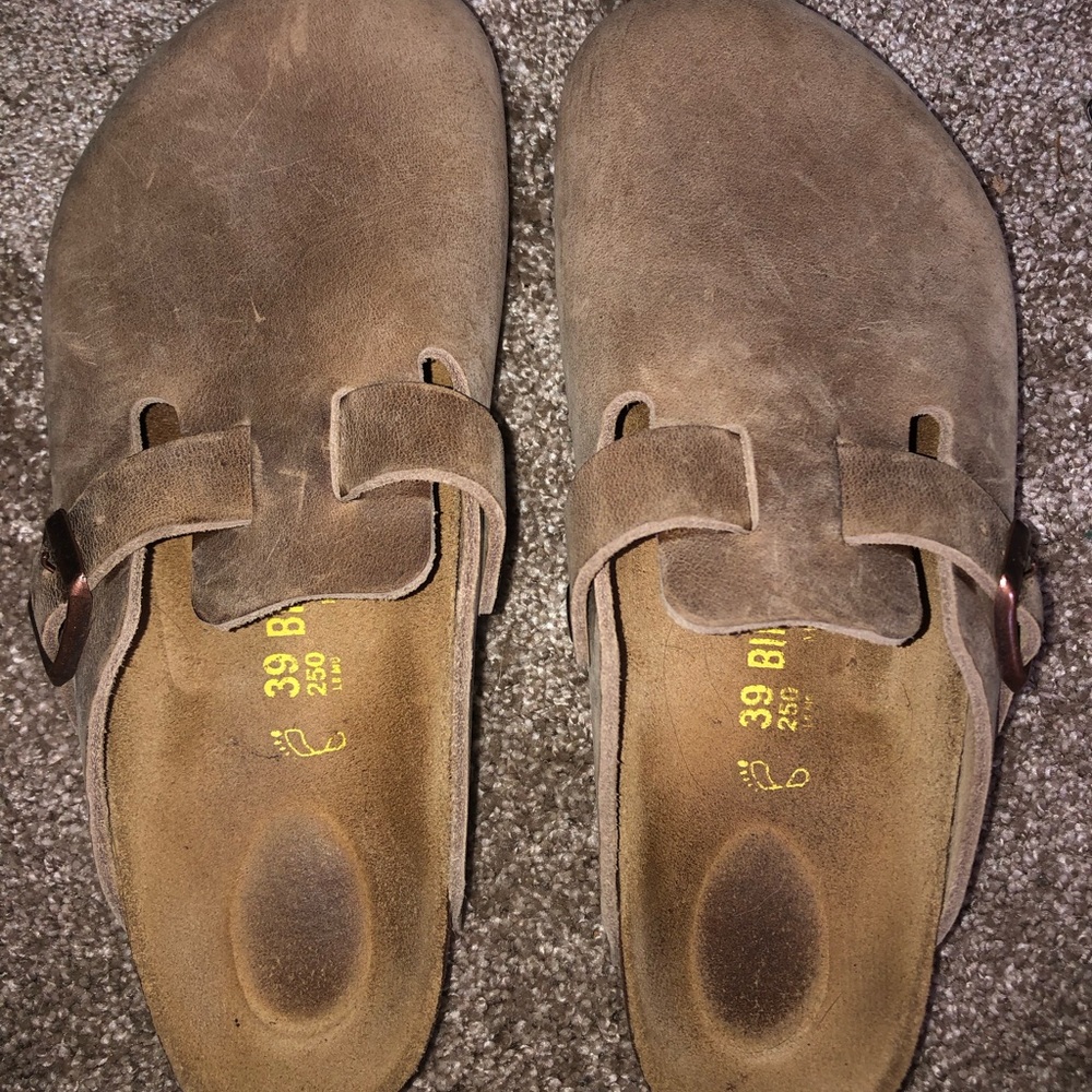 Size 39 Birkenstock’s